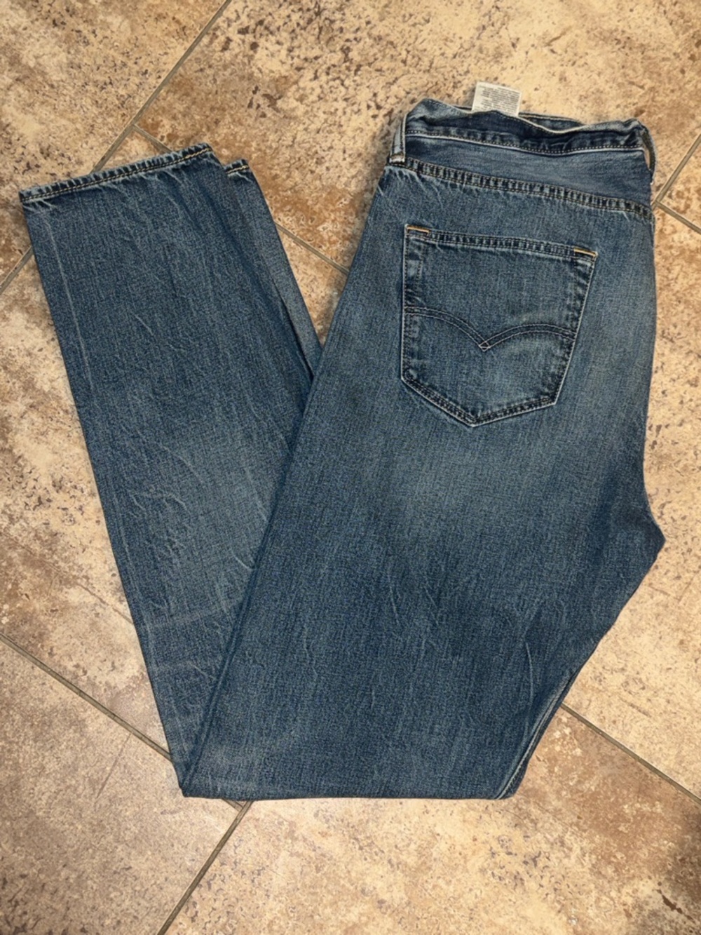 Levi’s 501 button fly Men's Blue Denim Jeans - Straight Fit